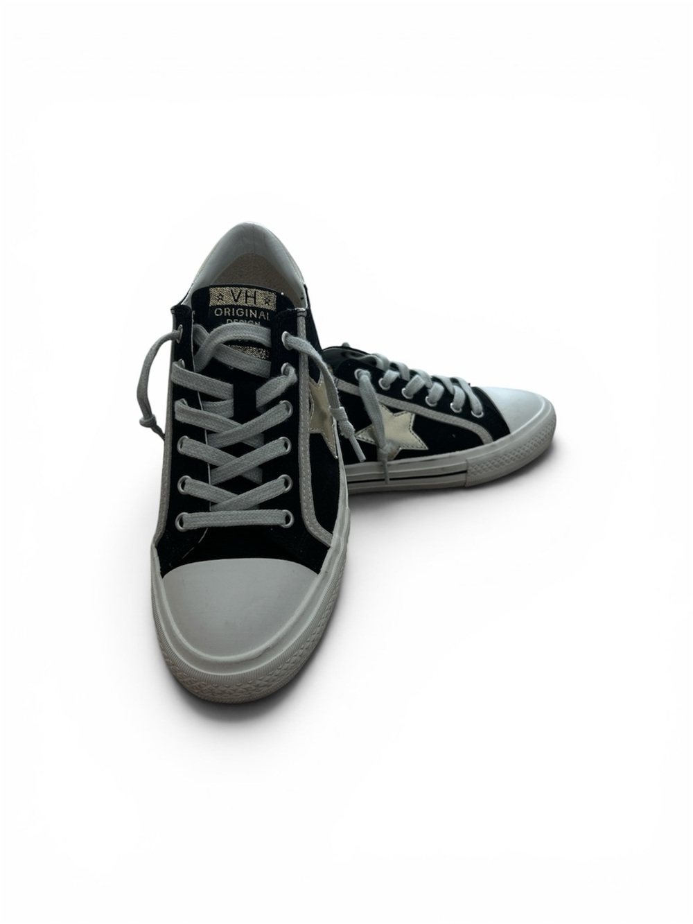 Vintage Havana Black Silver Star Sneakers Size 7